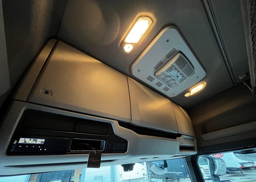 Camión lona Scania R410 // 2018 Rok 6x2 // Retarder // Automat // Led // Navi // 77 //: foto 19