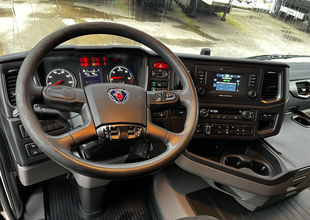 Camión lona Scania R410 // 2018 Rok 6x2 // Retarder // Automat // Led // Navi // 77 //: foto 14