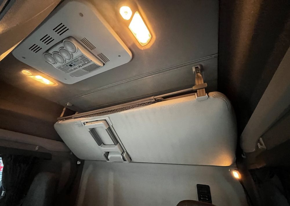 Camión lona Scania R410 // 2018 Rok 6x2 // Retarder // Automat // Led // Navi // 77 //: foto 17
