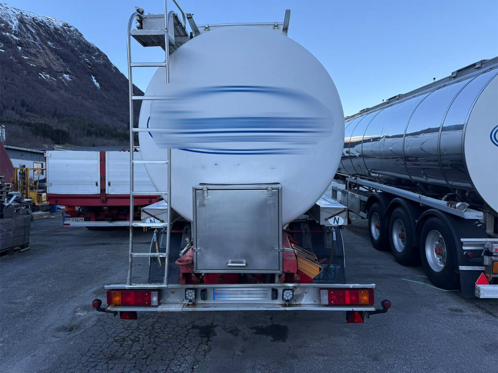 Annet Schrader tank trailer 32 m2 - Semirremolque cisterna: foto 3 Annet Schrader tank trailer 32 m2 - Semirremolque cisterna: foto 3