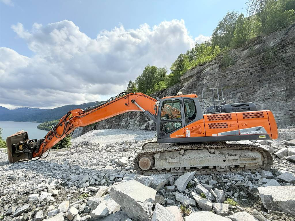 Doosan DX 300 LC-5 - Excavadora de cadenas: foto 3 Doosan DX 300 LC-5 - Excavadora de cadenas: foto 3