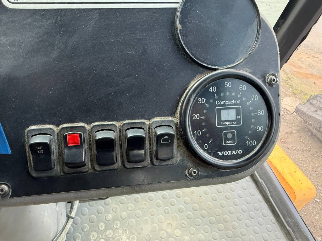 Compactador Volvo SD 160 D X: foto 15
