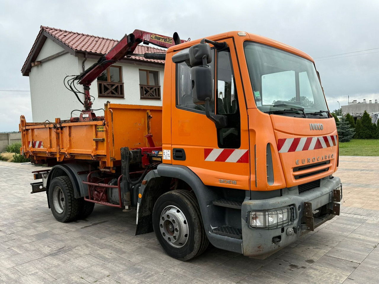 Iveco EuroCargo 120 120E18 - Camión volquete, Camión grúa: foto 2 Iveco EuroCargo 120 120E18 - Camión volquete, Camión grúa: foto 2