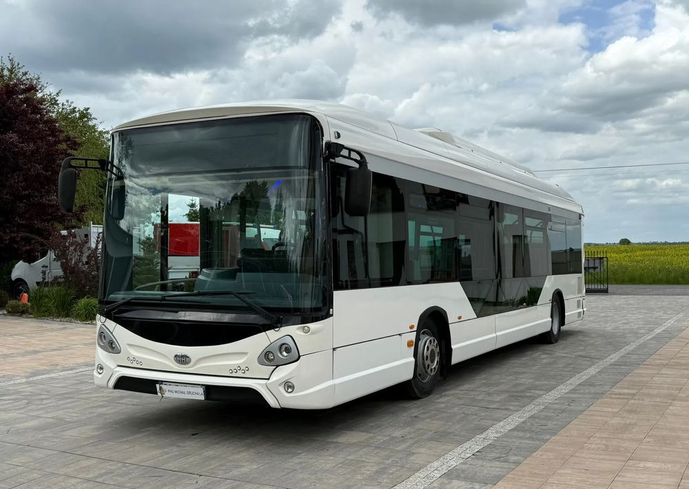 Iveco Heuliez GX 337 - Autobús urbano: foto 1 Iveco Heuliez GX 337 - Autobús urbano: foto 1