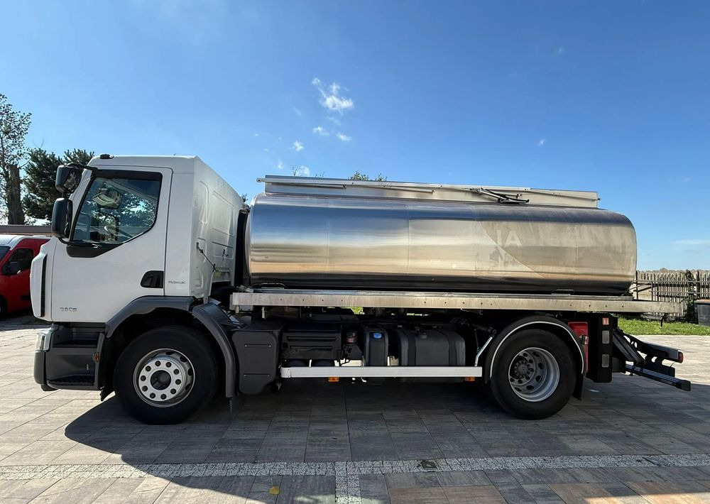 Renault Premium 280 DXI - Camión cisterna: foto 5 Renault Premium 280 DXI - Camión cisterna: foto 5