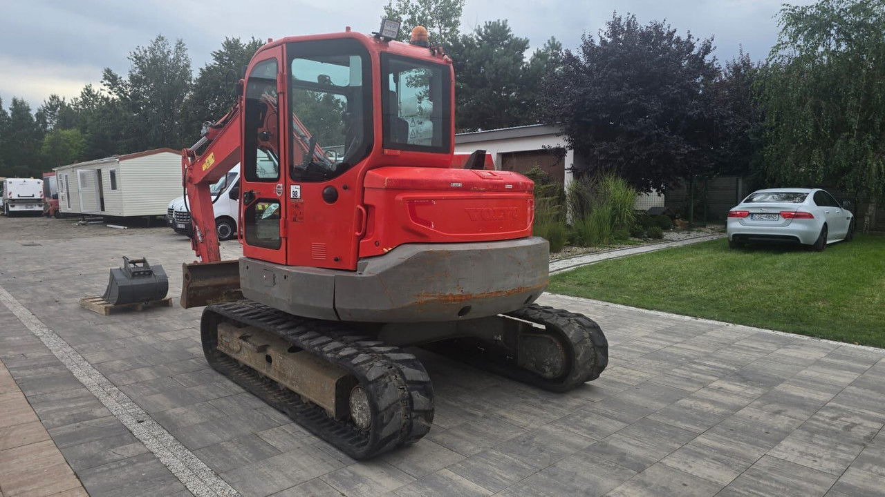 Volvo ECR88D Koparka gąsienicowa 2017 rok Tylko 4702 MOT Ogodzin - Excavadora de cadenas: foto 3 Volvo ECR88D Koparka gąsienicowa 2017 rok Tylko 4702 MOT Ogodzin - Excavadora de cadenas: foto 3