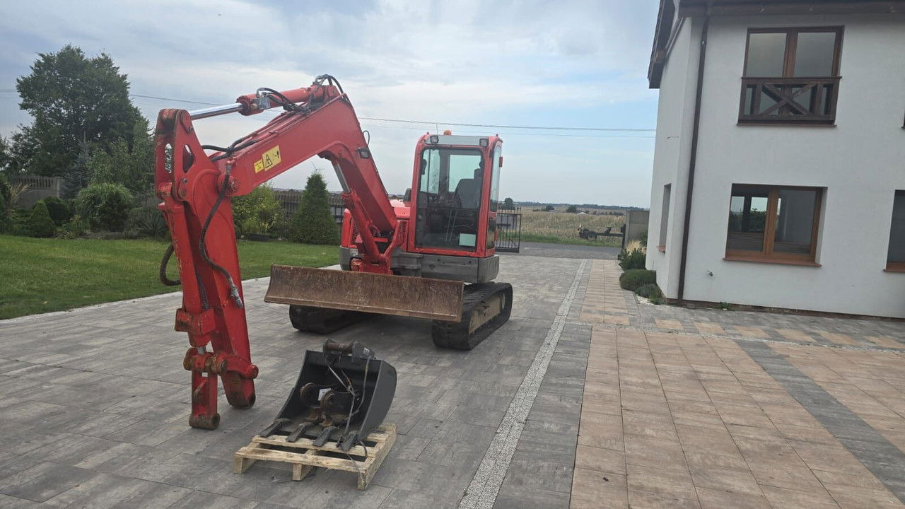 Volvo ECR88D Koparka gąsienicowa 2017 rok Tylko 4702 MOT Ogodzin - Excavadora de cadenas: foto 1 Volvo ECR88D Koparka gąsienicowa 2017 rok Tylko 4702 MOT Ogodzin - Excavadora de cadenas: foto 1