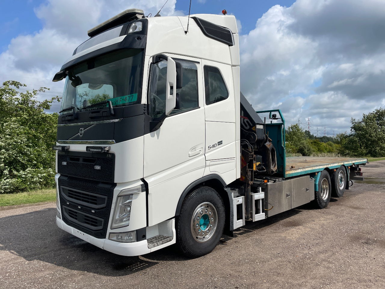 Volvo FH 13.540 FH 540 with hiab 477 e6 with remote - Camión grúa: foto 2 Volvo FH 13.540 FH 540 with hiab 477 e6 with remote - Camión grúa: foto 2