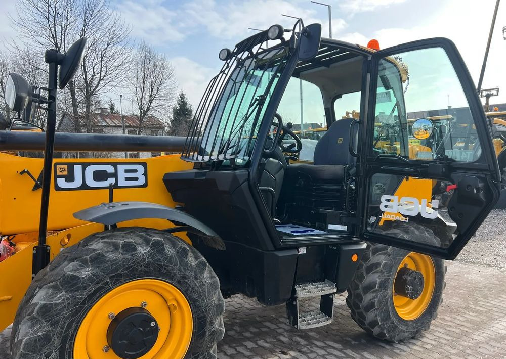 JCB JCB 540-170 | 2018 ROK | - Manipulador telescópico: foto 5 JCB JCB 540-170 | 2018 ROK | - Manipulador telescópico: foto 5