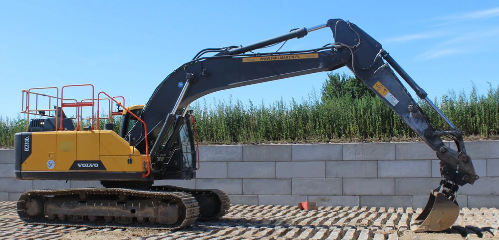 Volvo EC220EL - Excavadora de cadenas: foto 1 Volvo EC220EL - Excavadora de cadenas: foto 1