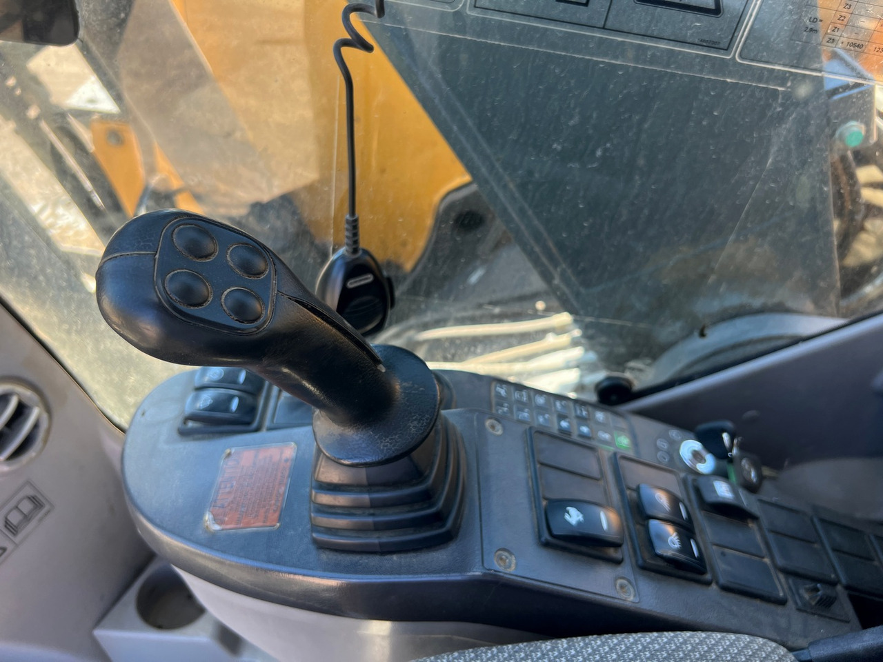 Excavadora de cadenas Volvo ECR235: foto 12