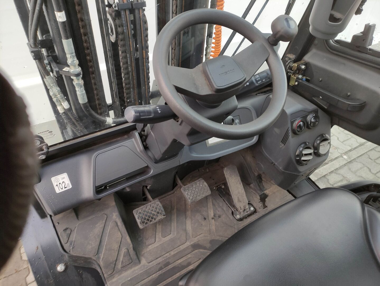 Doosan D35C-9 - Carretilla elevadora diésel: foto 5 Doosan D35C-9 - Carretilla elevadora diésel: foto 5