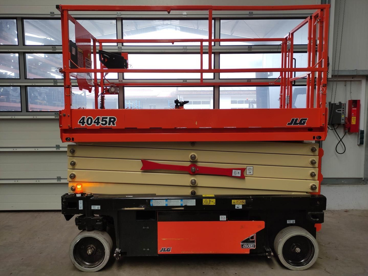 JLG 4045R - Plataforma de tijeras: foto 1 JLG 4045R - Plataforma de tijeras: foto 1