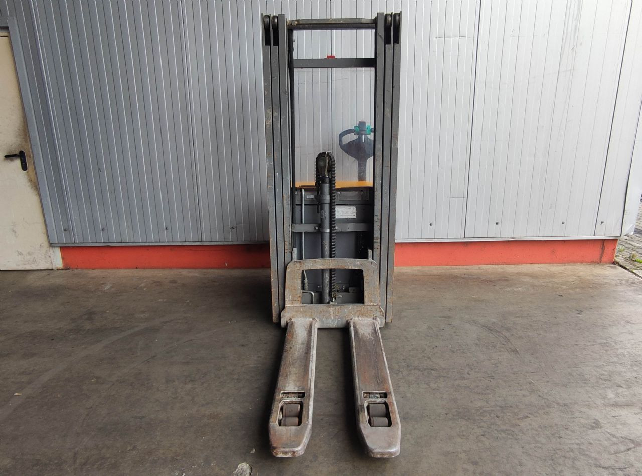 Jungheinrich EJC 216 Z - Apilador: foto 3 Jungheinrich EJC 216 Z - Apilador: foto 3