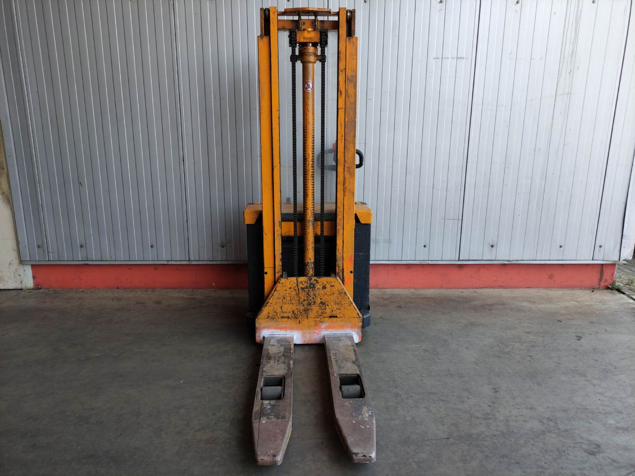 Jungheinrich EJC A12.5 G - Apilador: foto 3 Jungheinrich EJC A12.5 G - Apilador: foto 3