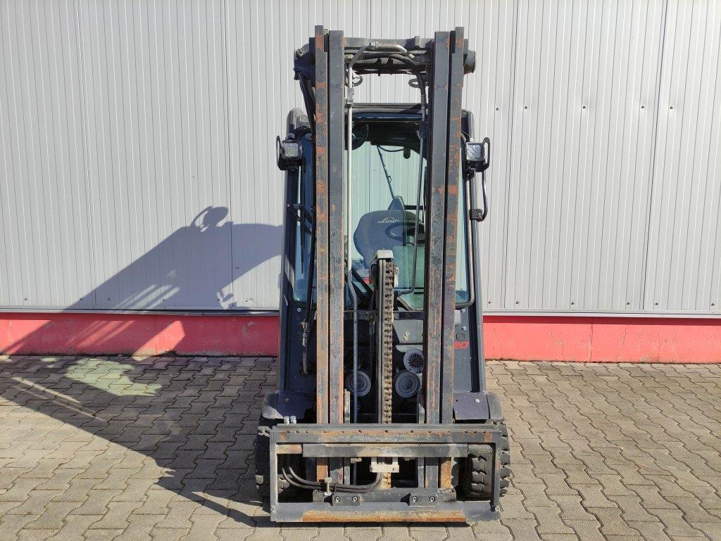 Linde E20L-02-386 - Carretilla elevadora eléctrica: foto 3 Linde E20L-02-386 - Carretilla elevadora eléctrica: foto 3