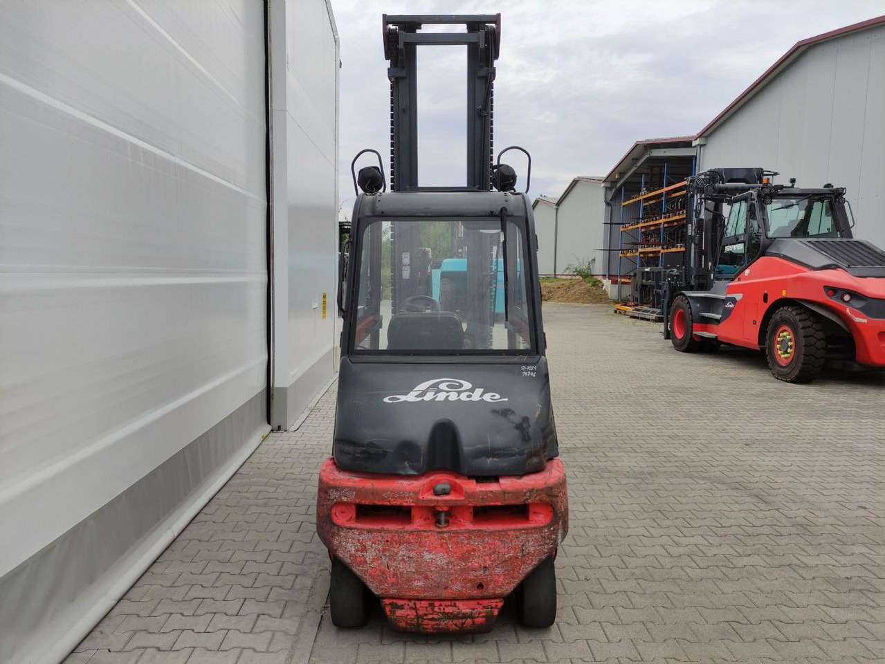 Linde E30-01-336 - Carretilla elevadora eléctrica: foto 4 Linde E30-01-336 - Carretilla elevadora eléctrica: foto 4