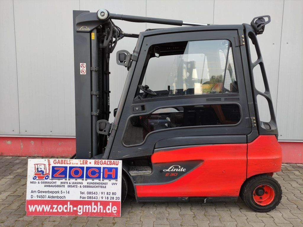Linde E30L-01-387 - Carretilla elevadora eléctrica: foto 1 Linde E30L-01-387 - Carretilla elevadora eléctrica: foto 1