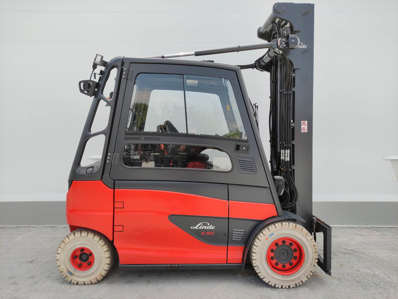 Linde E50HL-388 - Carretilla elevadora eléctrica: foto 2 Linde E50HL-388 - Carretilla elevadora eléctrica: foto 2