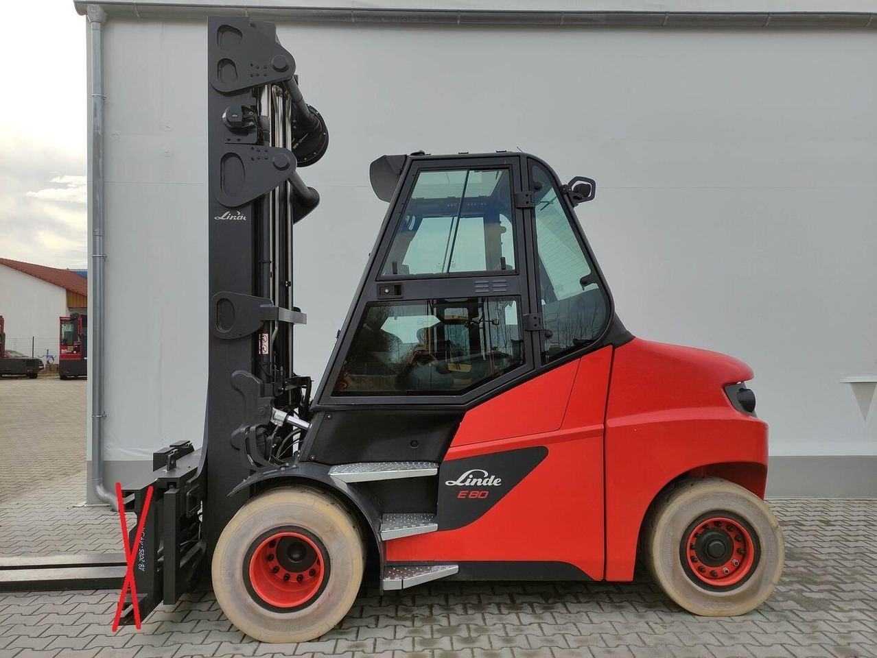 Linde E80-01/900 - Carretilla elevadora eléctrica: foto 1 Linde E80-01/900 - Carretilla elevadora eléctrica: foto 1
