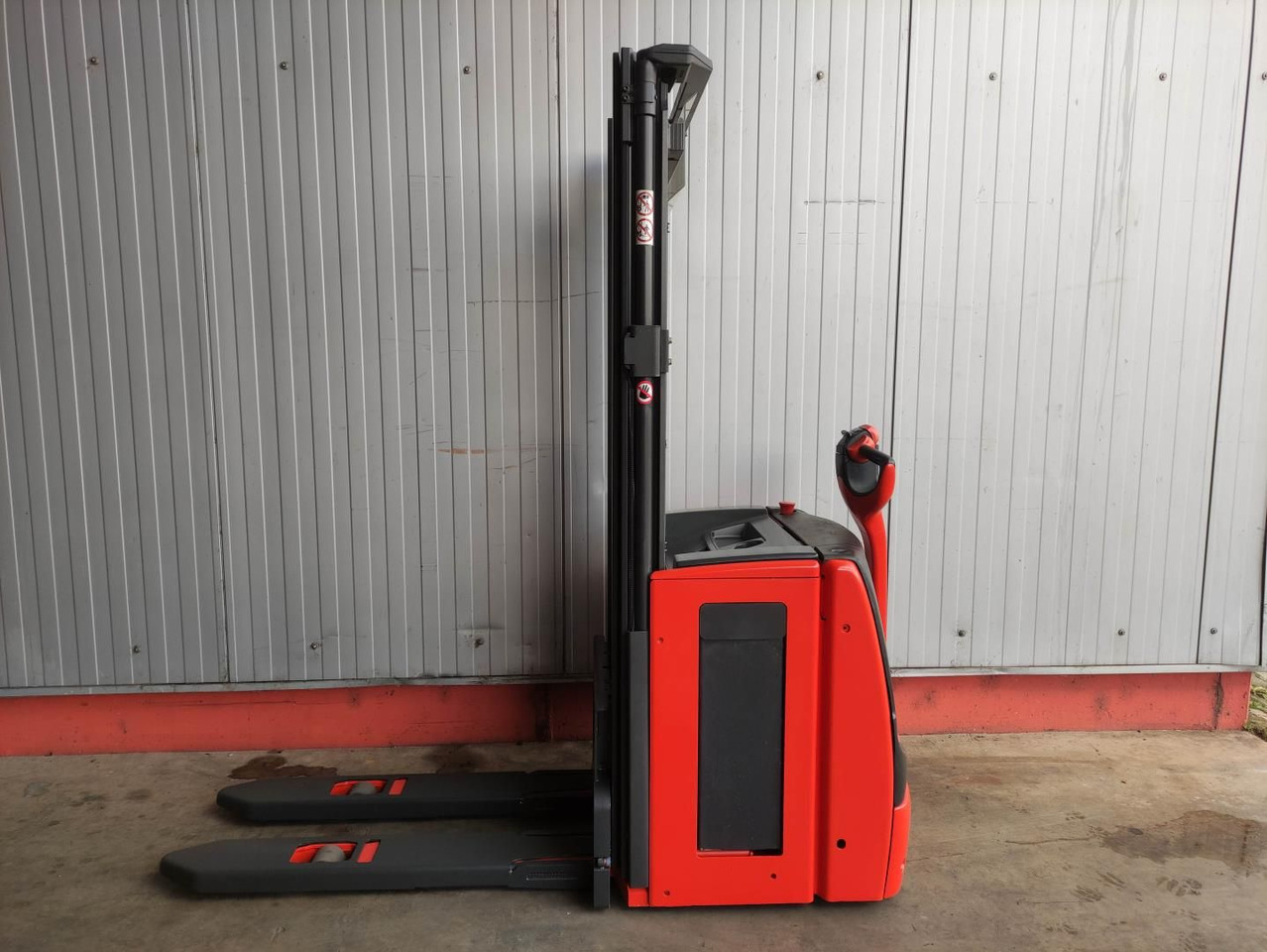 Linde L14-1173 (LACK NEU) - Apilador: foto 1 Linde L14-1173 (LACK NEU) - Apilador: foto 1