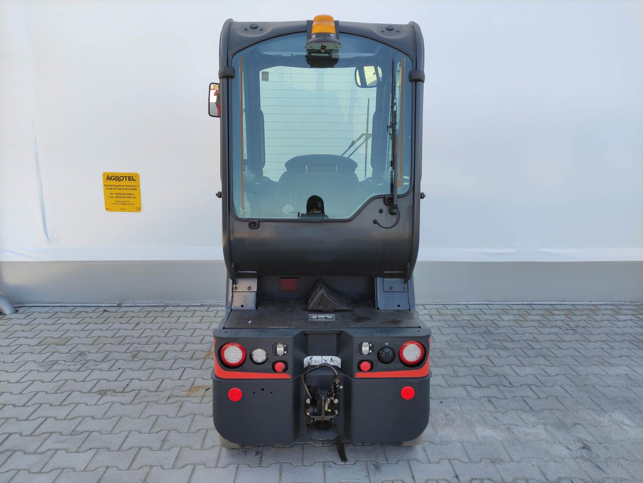 Linde P80 - Remolcadora: foto 4 Linde P80 - Remolcadora: foto 4