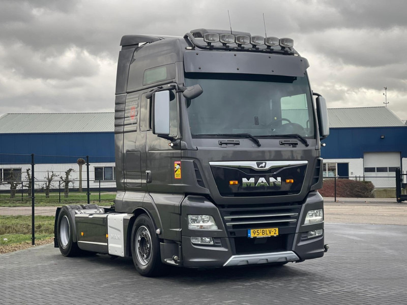 MAN TGX 18.580 2X TANK, LEATHER SEATS, RETARDER, FULL AIR! - Cabeza tractora: foto 1 MAN TGX 18.580 2X TANK, LEATHER SEATS, RETARDER, FULL AIR! - Cabeza tractora: foto 1