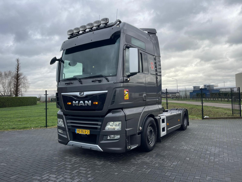 MAN TGX 18.580 2X TANK, LEATHER SEATS, RETARDER, FULL AIR! - Cabeza tractora: foto 2 MAN TGX 18.580 2X TANK, LEATHER SEATS, RETARDER, FULL AIR! - Cabeza tractora: foto 2