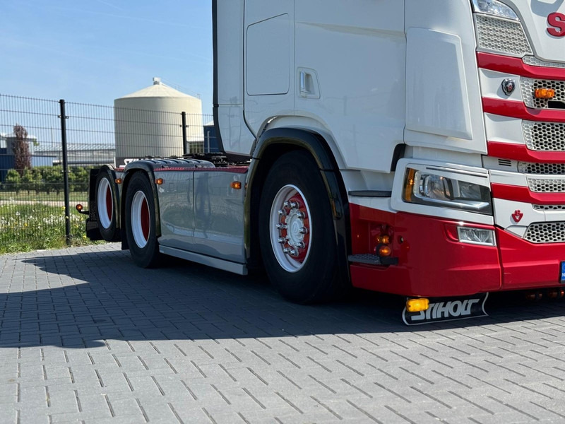 Scania R 650 FULL AIR, RETARDER, LEATHER, SHOW, INTERIOR. - Cabeza tractora: foto 5 Scania R 650 FULL AIR, RETARDER, LEATHER, SHOW, INTERIOR. - Cabeza tractora: foto 5