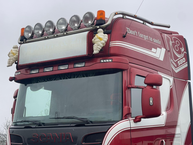 Scania R580 V8 SILVER GRIFFIN 66/100, LIMITED EDITION, FULL AIR, RETARDER. - Cabeza tractora: foto 5 Scania R580 V8 SILVER GRIFFIN 66/100, LIMITED EDITION, FULL AIR, RETARDER. - Cabeza tractora: foto 5