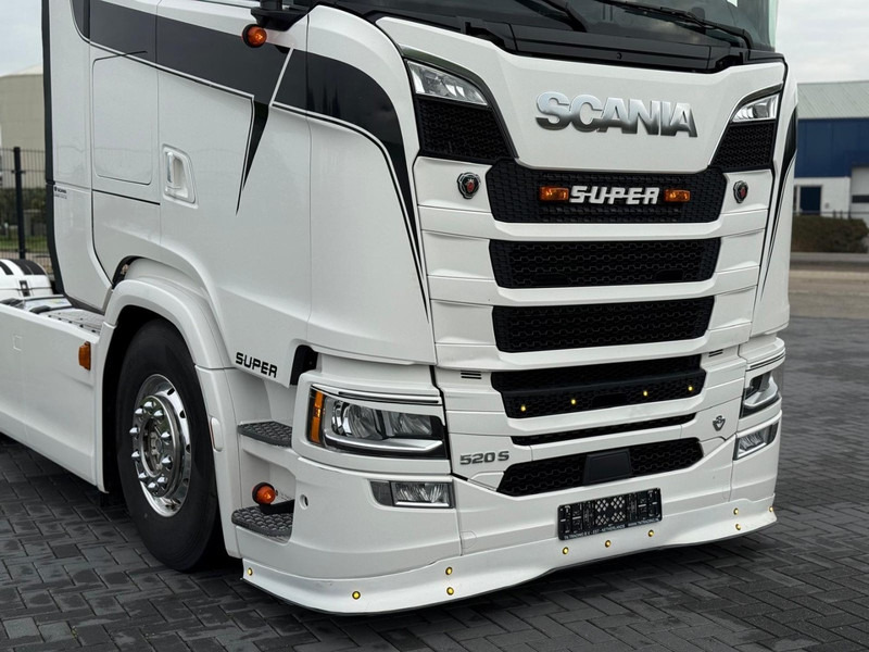 Scania S520 V8 NGS FULL SPOILER, PARK COOLER, FULL AIR, RETARDER, 6 BALLOONS. - Cabeza tractora: foto 4 Scania S520 V8 NGS FULL SPOILER, PARK COOLER, FULL AIR, RETARDER, 6 BALLOONS. - Cabeza tractora: foto 4