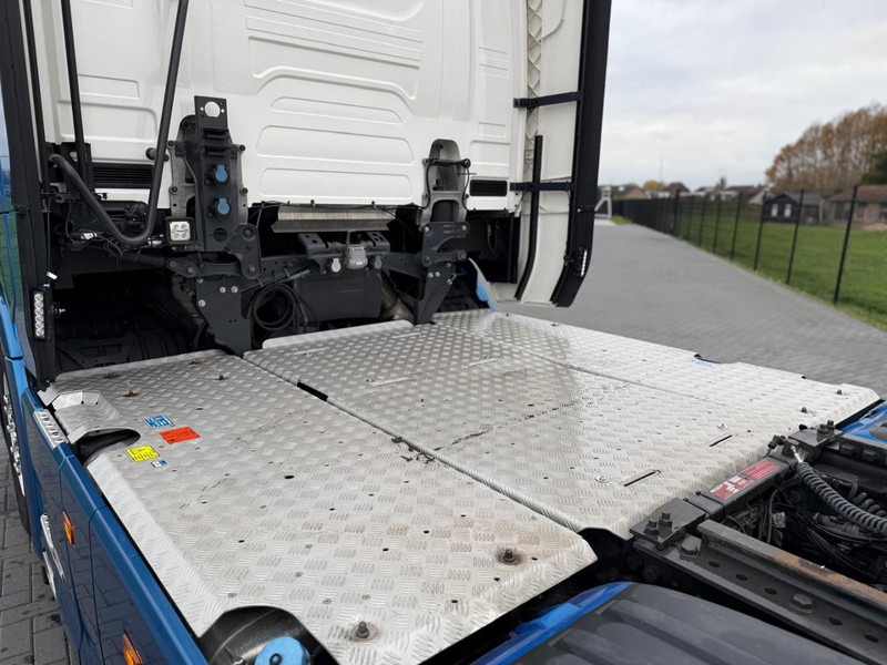 Cabeza tractora Scania S660 BOOGIE, VOLLUCHT, RETARDER, LEER.: foto 13 Cabeza tractora Scania S660 BOOGIE, VOLLUCHT, RETARDER, LEER.: foto 13