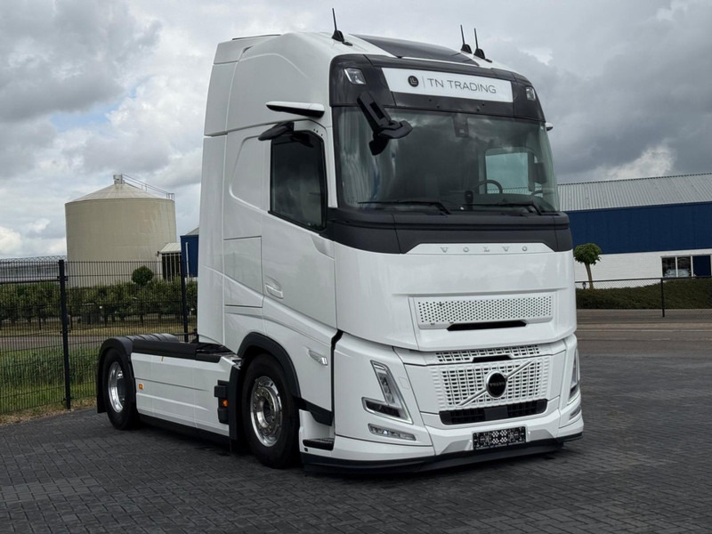 Volvo FH 13.460XL NEW, FULL AIR, ALCOA, HYDRAULIC, XL, FULL. - Cabeza tractora: foto 1 Volvo FH 13.460XL NEW, FULL AIR, ALCOA, HYDRAULIC, XL, FULL. - Cabeza tractora: foto 1