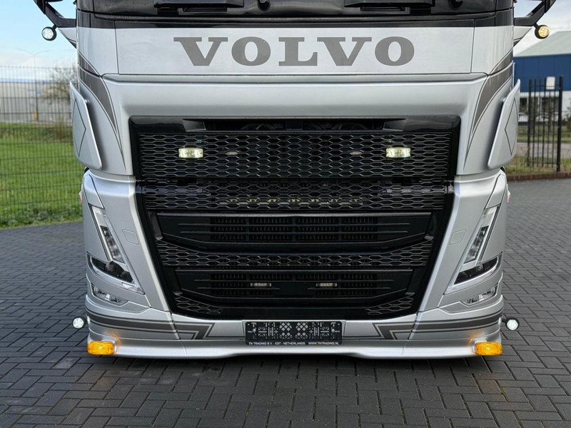 Volvo FH 460 SHOW, FULL AIR, ALCOA, INTERIOR, LIKE NEW, TOP. - Cabeza tractora: foto 4 Volvo FH 460 SHOW, FULL AIR, ALCOA, INTERIOR, LIKE NEW, TOP. - Cabeza tractora: foto 4