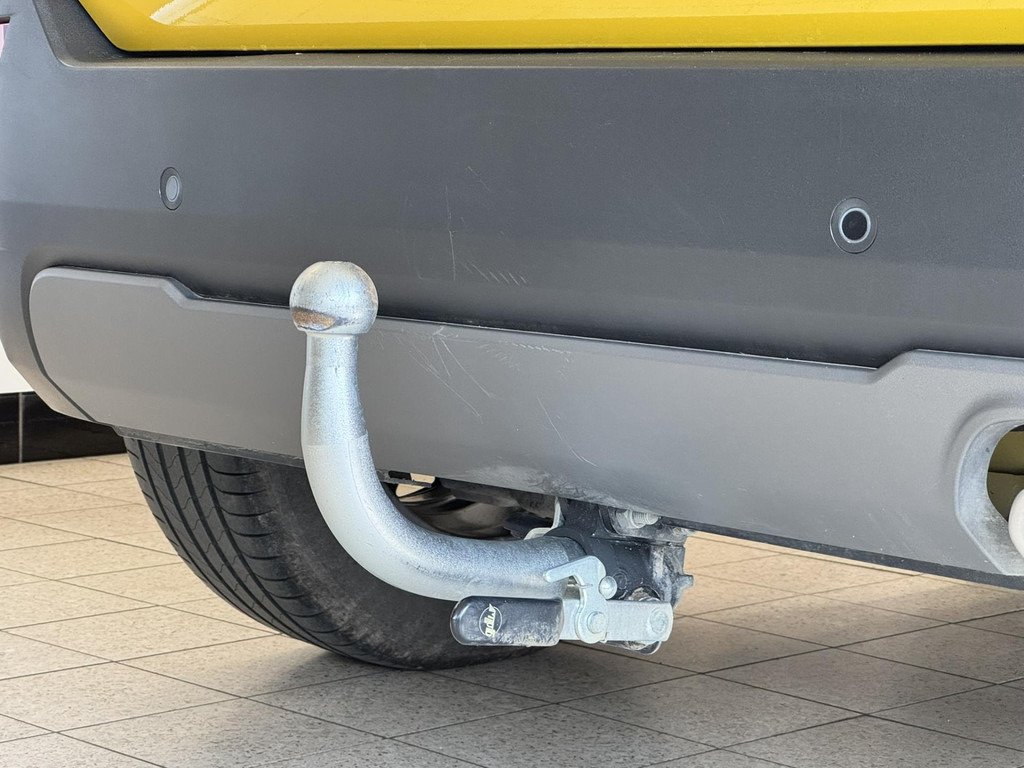 Jeep Avenger-1.2 Altitude Adaptive cruise control Climate control Parkeersensor achter DAB radio - SUV/ Todoterreno: foto 3 Jeep Avenger-1.2 Altitude Adaptive cruise control Climate control Parkeersensor achter DAB radio - SUV/ Todoterreno: foto 3