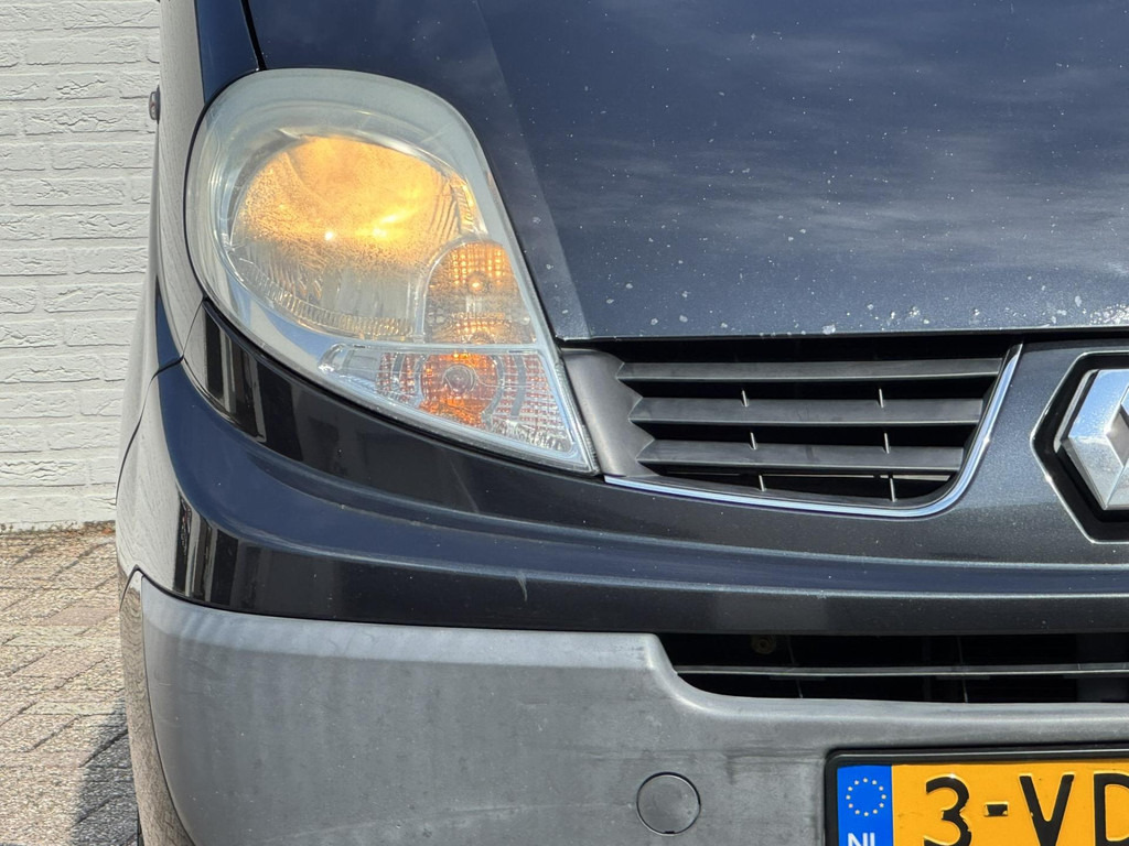 Furgoneta pequeña Renault Trafic-2.0 dCi T27 L1H1Navigatie Bleutooth Airco Elektrische ramen: foto 16