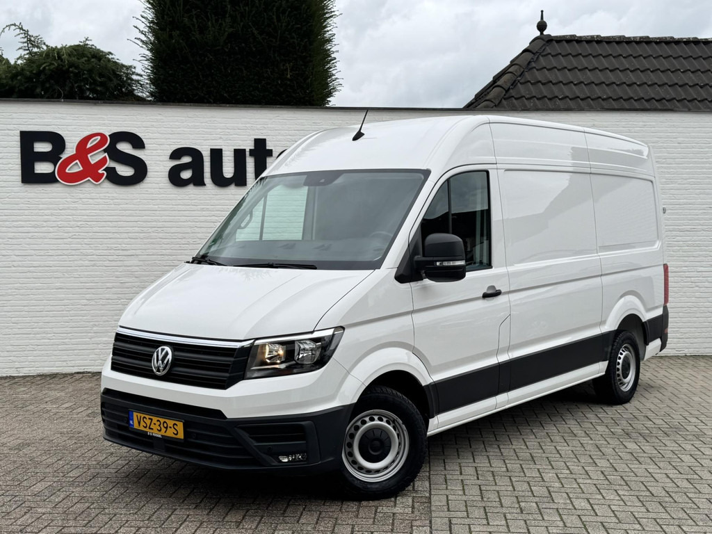 Volkswagen Crafter-30 2.0 TDI L3H3 Highline 4S banden Trekhaak Carplay Pdc v+a Cruise DAB - Furgón: foto 1 Volkswagen Crafter-30 2.0 TDI L3H3 Highline 4S banden Trekhaak Carplay Pdc v+a Cruise DAB - Furgón: foto 1