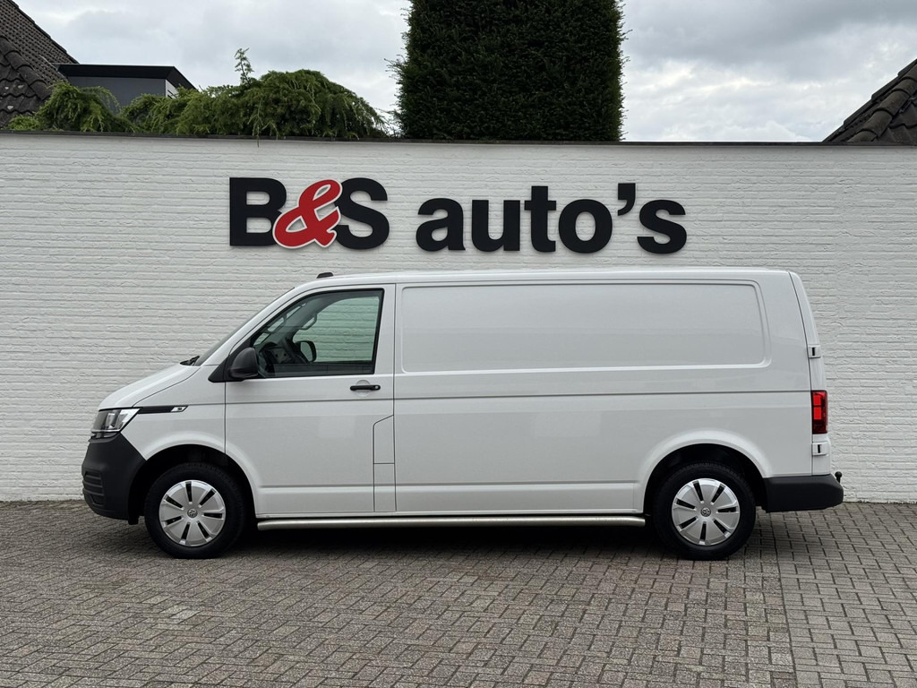Volkswagen Transporter-2.0 TDI L2H1 28 Comfortline Navigatie Trekhaak Carplay Cruise Airco Lat om lat 4 Seizoenen banden - Furgón: foto 4 Volkswagen Transporter-2.0 TDI L2H1 28 Comfortline Navigatie Trekhaak Carplay Cruise Airco Lat om lat 4 Seizoenen banden - Furgón: foto 4