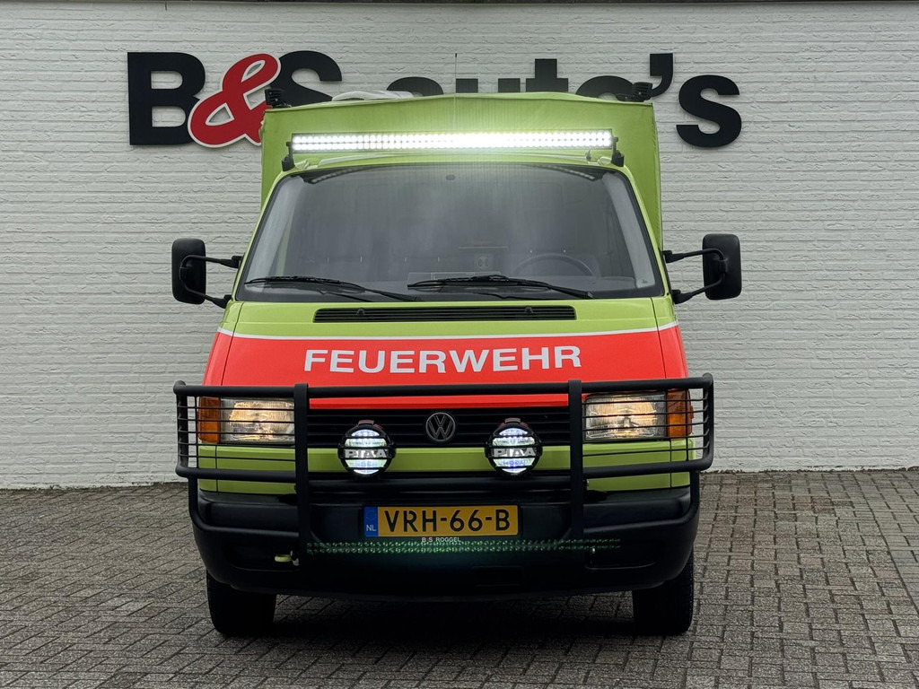 Volkswagen Transporter-2.5 5-cilinder benzine 4x4 syncro ex Zwitserse brandweer Trekhaak Verstralers Laadruimte ventilatie - Furgoneta con lona: foto 3 Volkswagen Transporter-2.5 5-cilinder benzine 4x4 syncro ex Zwitserse brandweer Trekhaak Verstralers Laadruimte ventilatie - Furgoneta con lona: foto 3