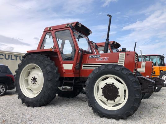 Fiat 880 DT tracteur - Tractor: foto 1 Fiat 880 DT tracteur - Tractor: foto 1