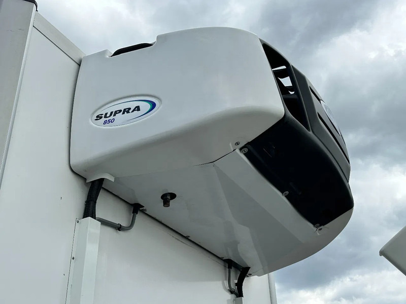 DAF LF 260 4x2 Lamberet Carrier Supra 850 / Laadklep / Apk *TOP* - Camión frigorífico: foto 3 DAF LF 260 4x2 Lamberet Carrier Supra 850 / Laadklep / Apk *TOP* - Camión frigorífico: foto 3