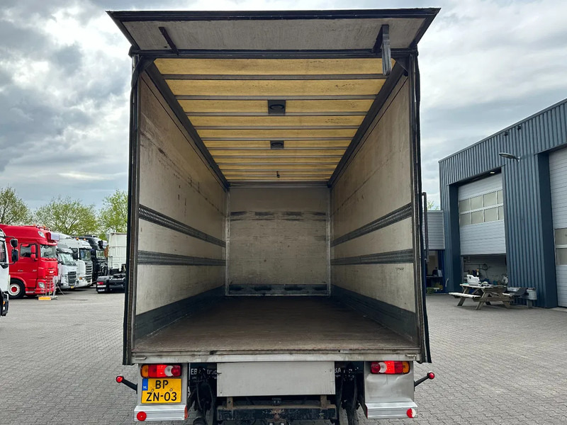 DAF LF 45 180 Closed Box / Manual / Euro 3 - Camión caja cerrada: foto 5 DAF LF 45 180 Closed Box / Manual / Euro 3 - Camión caja cerrada: foto 5