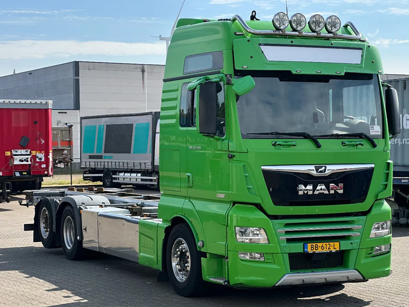 MAN TGX 26.640 6x2*4 Bdf / Retarder / Full Air / 585 Tkm! - Camión portacontenedore/ Intercambiable: foto 3 MAN TGX 26.640 6x2*4 Bdf / Retarder / Full Air / 585 Tkm! - Camión portacontenedore/ Intercambiable: foto 3