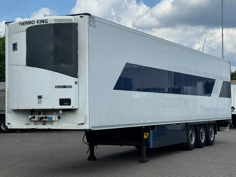 Schmitz Cargobull Thermo King SLXe 300 / Disc Brakes / Lift-Axle / Flower Width / Apk - Semirremolque frigorífico: foto 1 Schmitz Cargobull Thermo King SLXe 300 / Disc Brakes / Lift-Axle / Flower Width / Apk - Semirremolque frigorífico: foto 1