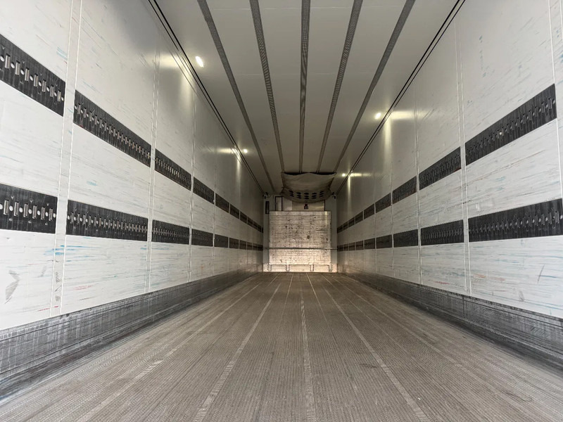 Semirremolque frigorífico Schmitz Cargobull Thermo King SLXi 300 only 3748 hours / Disc Brakes: foto 11