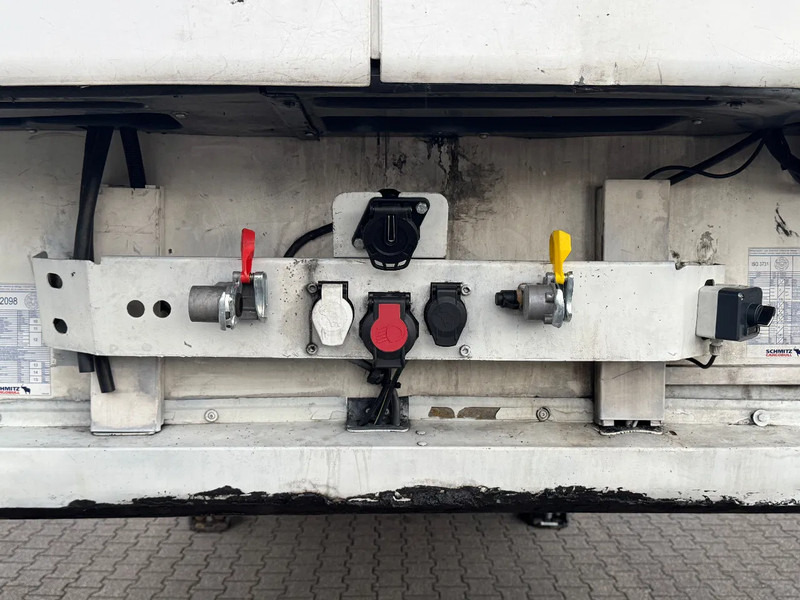 Semirremolque frigorífico Schmitz Cargobull Thermo King SLXi 300 only 3748 hours / Disc Brakes: foto 20