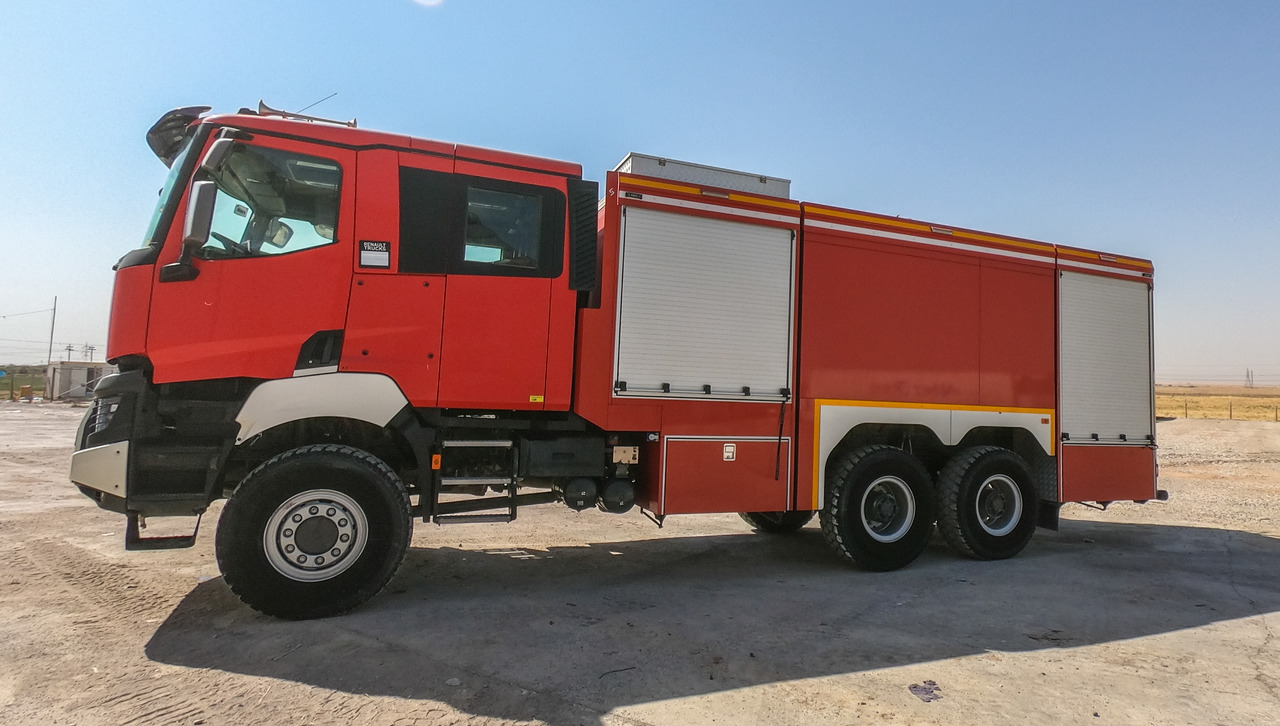 Renault SZCZESNIAK K-500 TLF 9000/1000 6x6 - Camión de bomberos: foto 2 Renault SZCZESNIAK K-500 TLF 9000/1000 6x6 - Camión de bomberos: foto 2