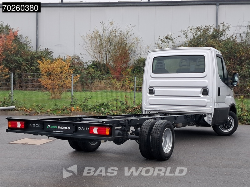 Furgoneta nuevo Iveco Daily 35C21 Neu! 3.0L 2025-Modell Automatik 210PS Radstand 410 Fahrgestell Doppelbereifung LED ACC Klima Euro6 Chassis A/C: foto 8 Furgoneta nuevo Iveco Daily 35C21 Neu! 3.0L 2025-Modell Automatik 210PS Radstand 410 Fahrgestell Doppelbereifung LED ACC Klima Euro6 Chassis A/C: foto 8