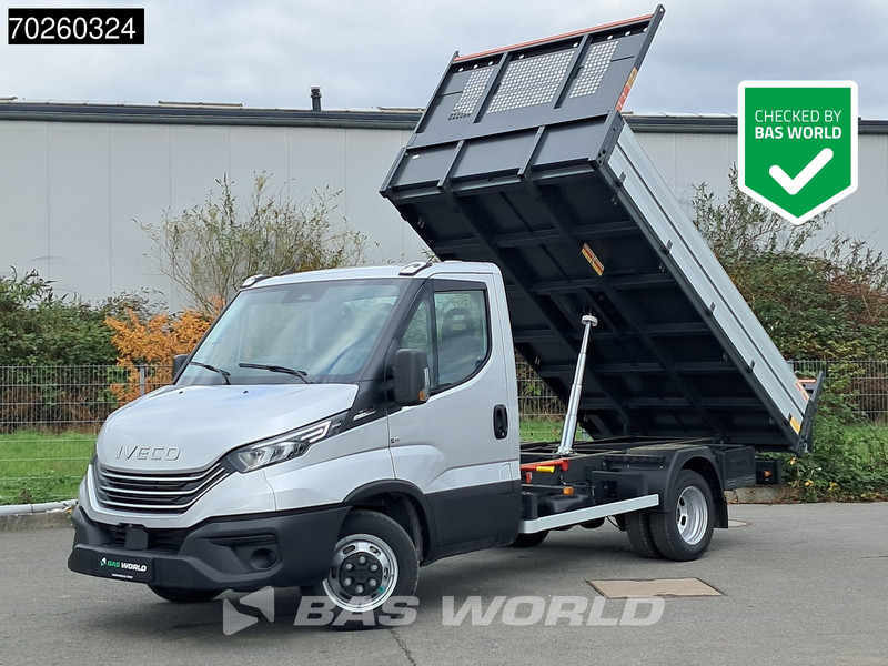 Iveco Daily 35C21 Neu! 3.0L 210PS Automatik Kipper 2025-Modell 3,5t Anhängelast LED ACC Klima CarPlay Euro6 Kieper A/C Cruise control - Furgoneta basculante: foto 1 Iveco Daily 35C21 Neu! 3.0L 210PS Automatik Kipper 2025-Modell 3,5t Anhängelast LED ACC Klima CarPlay Euro6 Kieper A/C Cruise control - Furgoneta basculante: foto 1