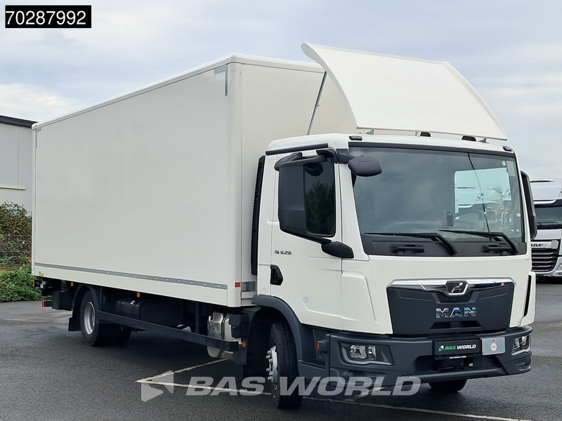 MAN TGL 12.250 4X2 12tonner LOW Mileage! 1500kg Ladebordwand Automatic Euro 6 - Camión caja cerrada: foto 3 MAN TGL 12.250 4X2 12tonner LOW Mileage! 1500kg Ladebordwand Automatic Euro 6 - Camión caja cerrada: foto 3